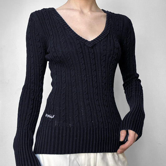 Women's Contrast Color Twist Long-sleeved Sweater